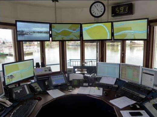 Hafen Basel hat neues Verkehrsüberwachungssystem
