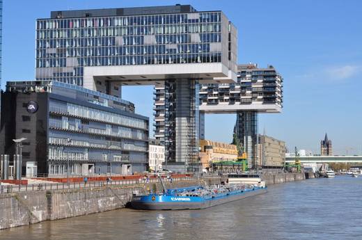 Binnenschiffer sauer: Liegeverbot am Kölner Rheinauhafen verhängt