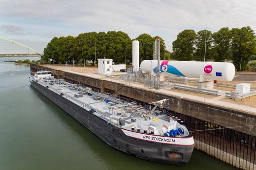 Erste europäische LNG-Bunkerstation in Köln eröffnet