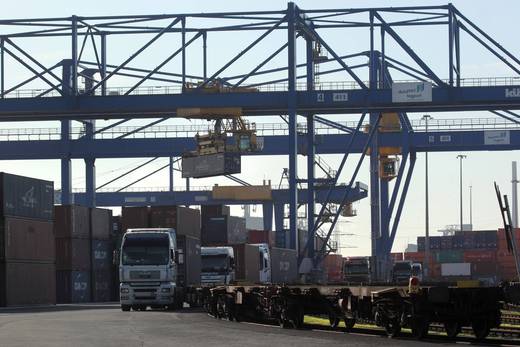 Duisburg erweitert Container-Umschlagkapazitäten