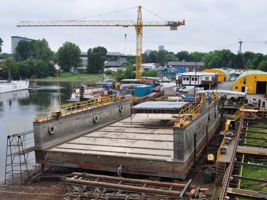 Kölner Werft steigert Stevendock-Traglast