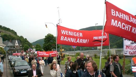 EU-Förderung: Leise Züge Ja, saubere Binnenschiffe Nein?