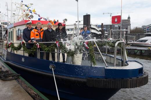 Hafen Hamburg nimmt Barkasse „Hafenaufsicht“ in Betrieb