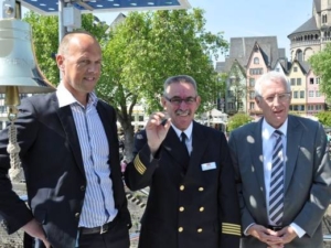RHEINFANTASIE: Tauffahrt trotz wenig Wasser